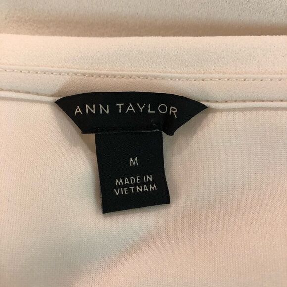 Ann Taylor blouse - Picture 3 of 6